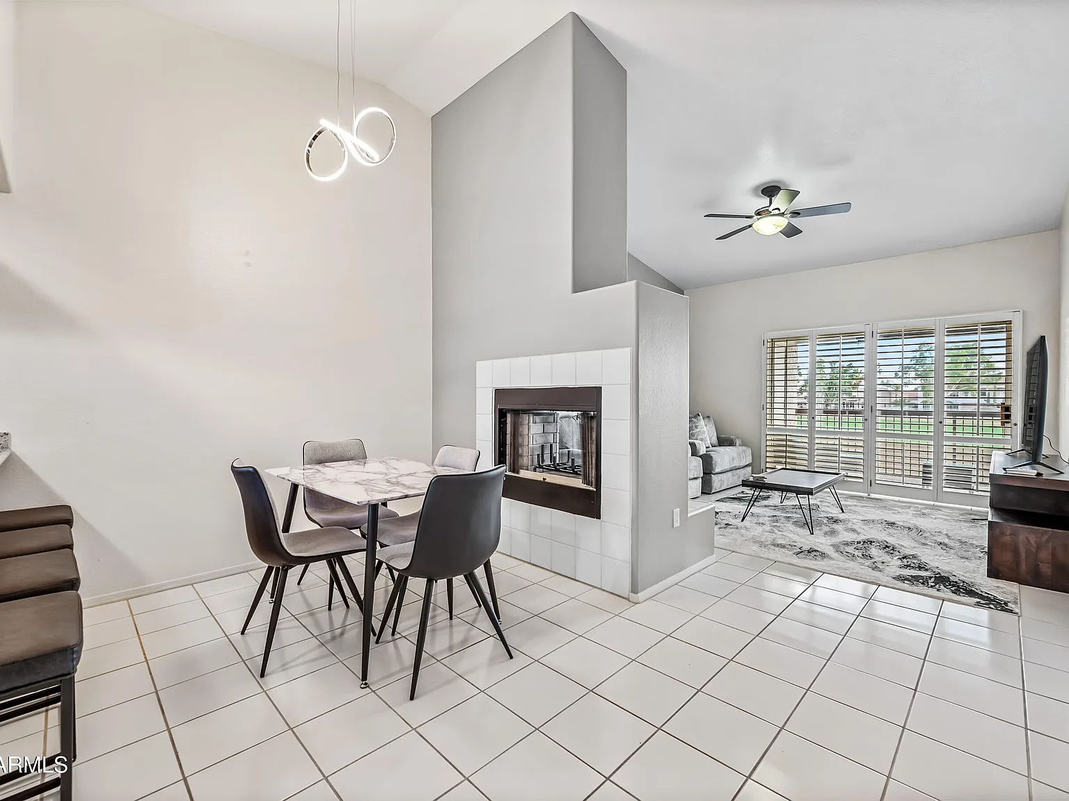 2 bed, 2.0 bath, 1066 sqft, $2,200 — Photo 3