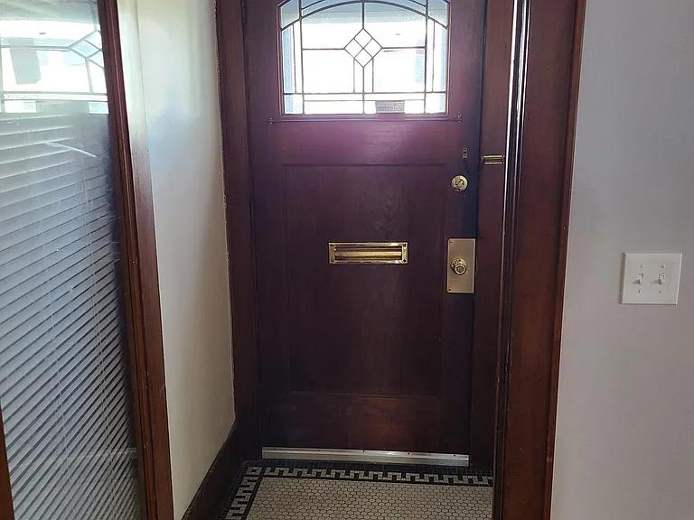 767 Arnett Blvd — Photo 2