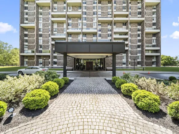 1000 Urlin Ave APT 1515, Grandview, OH 43212