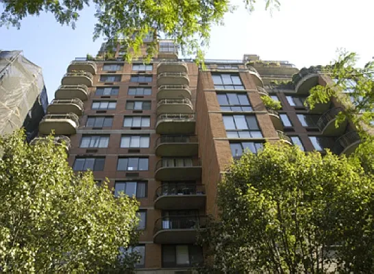 Rented by KVNY Soho | media 20