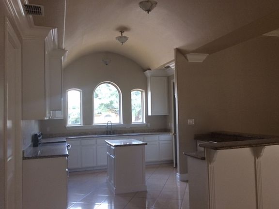5th image of 213 Saint Julien Dr