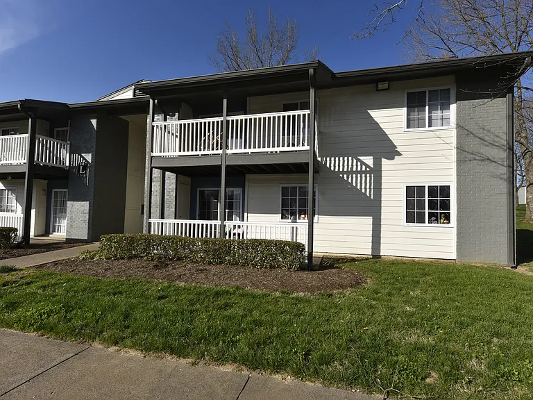 Private balcony/patio
