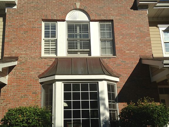 5th image of 4323 Canterbury Ct