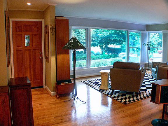 Picturesque Privacy