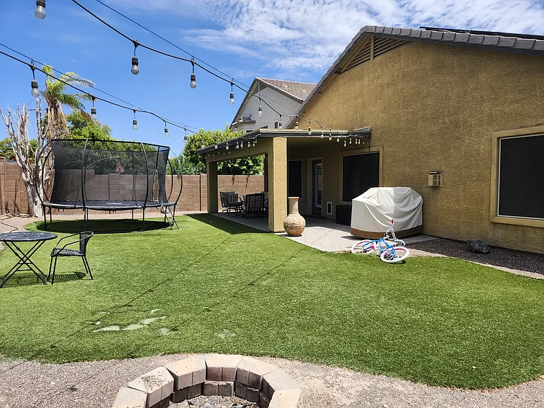 1932 S 174th Ave — Photo 28