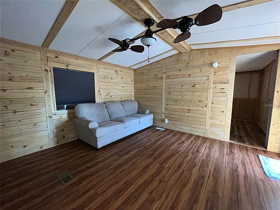 3rd image of 124 W Parker Ave