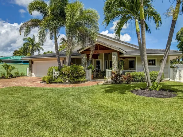 2017 NE 24th Street, Wilton Manors, FL 33305