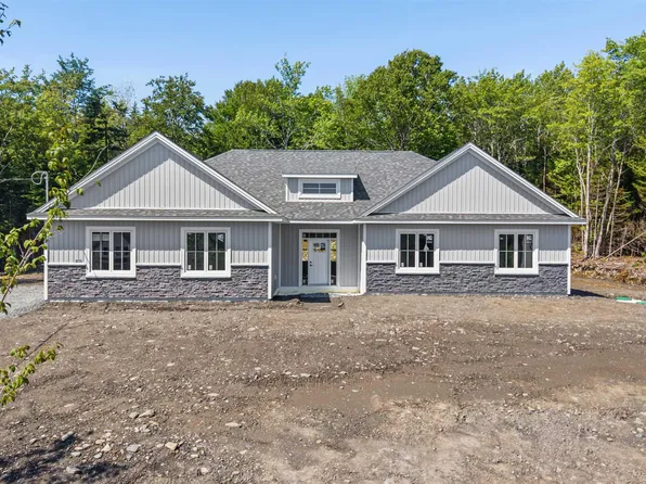 110 Orchid Ct, Middle Sackville, NS B4E 0X1