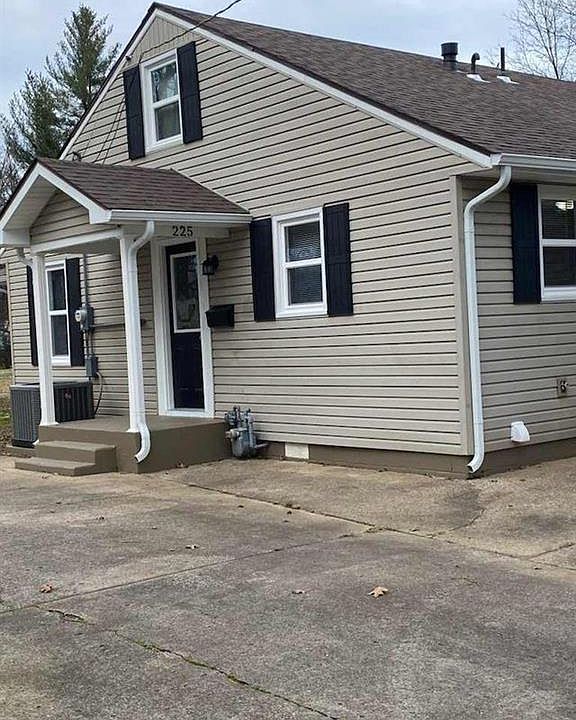 1st image of 225 Mulberry Ct