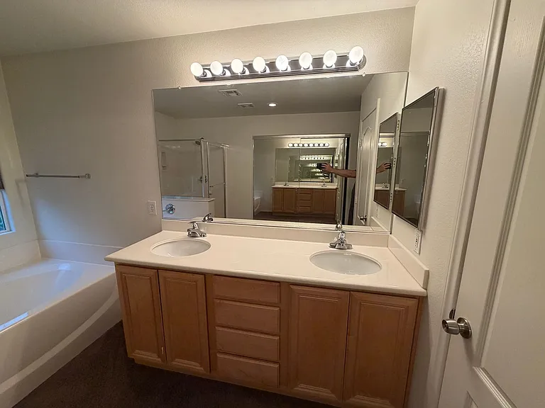 11572 Casa Del Mar Ct — Photo 25