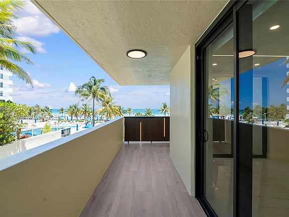 3rd image of 1623 Collins Ave APT 415