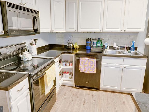 4th image of 311 Bayard St
