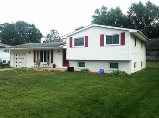 3902 Beaverbrook Dr, Fort Wayne, IN 46815