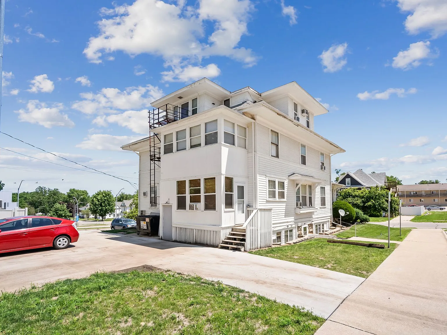 815 W 23rd - Cedar Falls — Photo 3