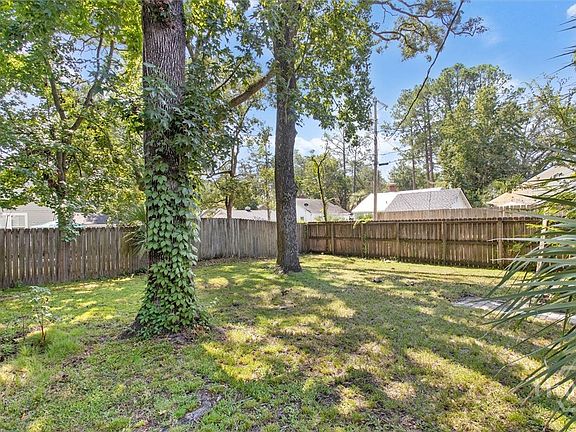 5th image of 307 Columbus Drive