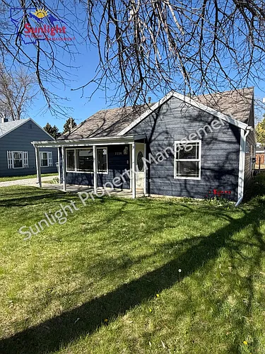 2228 Maple St Photo 1