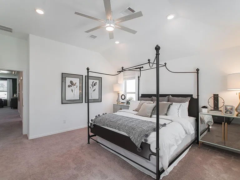 438 Lake Day Dr — Photo 27