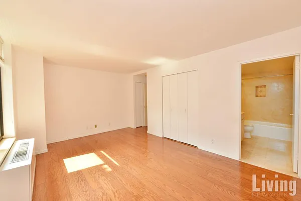 Rented by Living New York | media 5