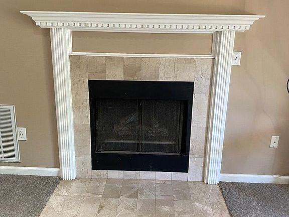 5th image of 759 Shady Oaks Cir