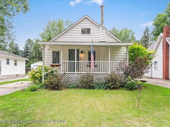211 N Deerfield Ave, Lansing, MI 48917