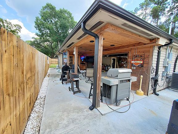 2nd image of 103 East St