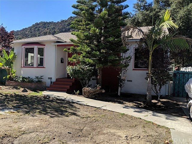 1st image of 2212 E Glenoaks Blvd