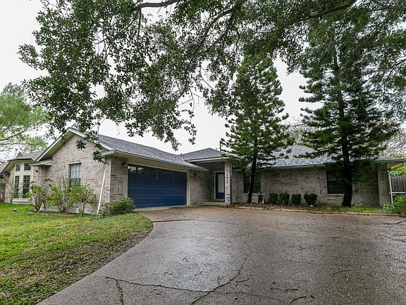 3rd image of 4706 Megal Dr