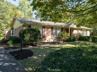 613 Woodsway Dr, Loveland, OH 45140