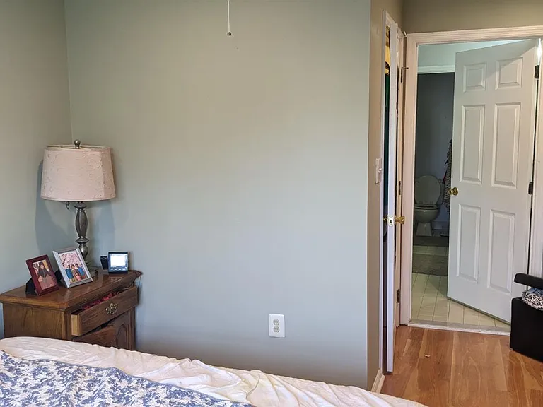 7 Newburgh Dr — Photo 16