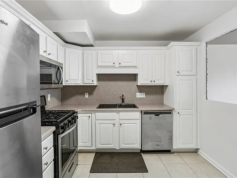 2965 Pharr Court South NW #NW-316-316 — Photo 4
