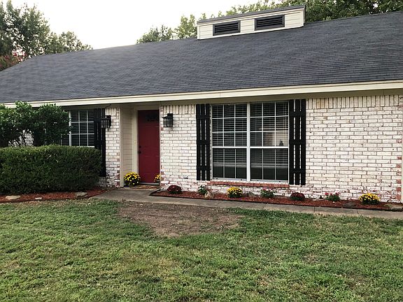 2nd image of 44 Turtle Creek Dr