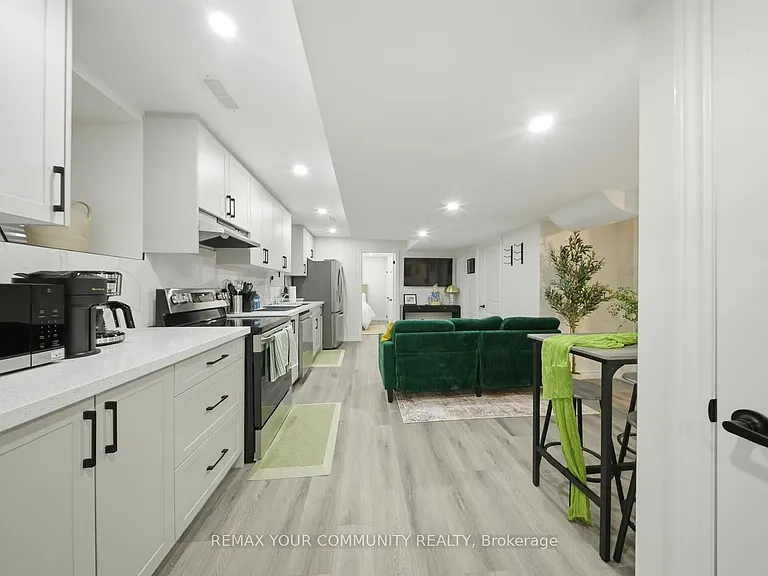 43 Tweedhill Ave #BASEMENT — Photo 10