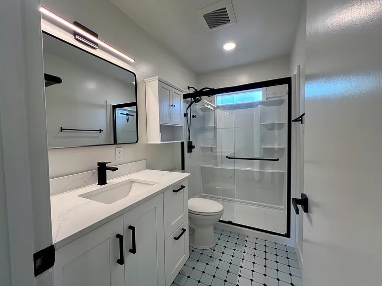 1909 San Ramon Ave #3 — Photo 5