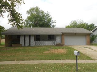 1104 N Fern Ave, Broken Arrow, OK 74012