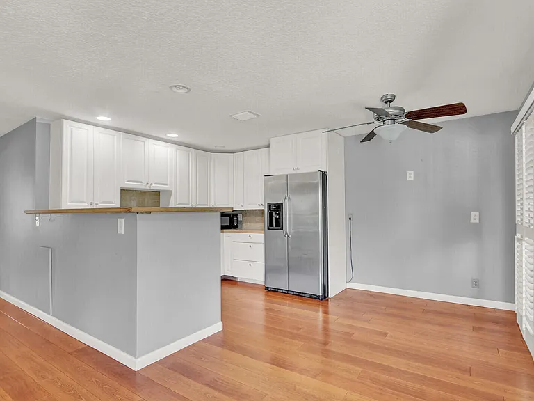 312 Southwind Dr #207 — Photo 5