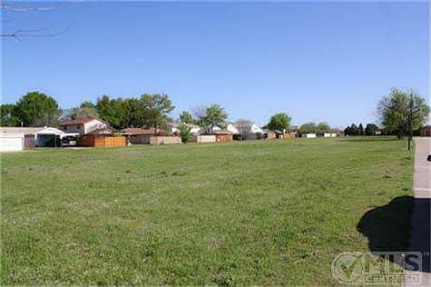 2nd image of 3233 Bobtown Rd