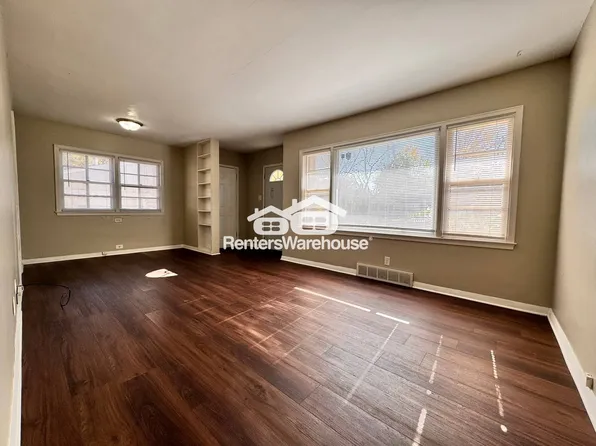 709 Bell Ave, Des Moines, IA 50315