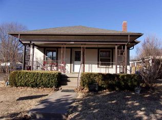 1103 N C St, Arkansas City, KS 67005