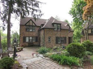 3717 Council Crst, Madison, WI 53711