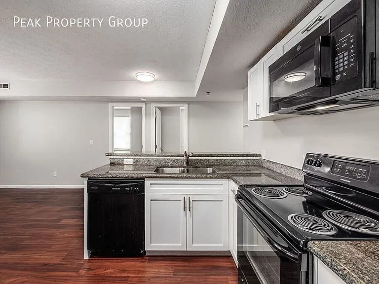 250 Chittenden Ave — Photo 126