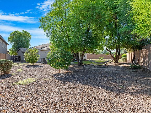 3rd image of 21346 N KLOCK Court