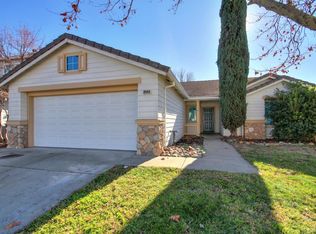 8944 Four Seasons Dr, Elk Grove, CA 95624
