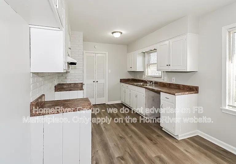 4878 Fernbrook Dr — Photo 5