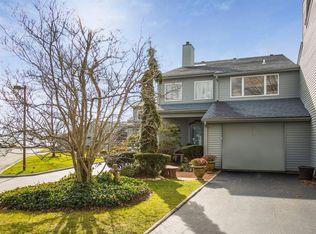46 Harbour Dr, Blue Point, NY 11715