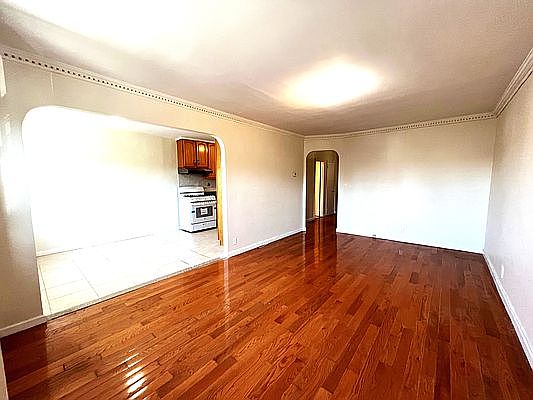 4th image of 21204 43rd Ave Floor 3