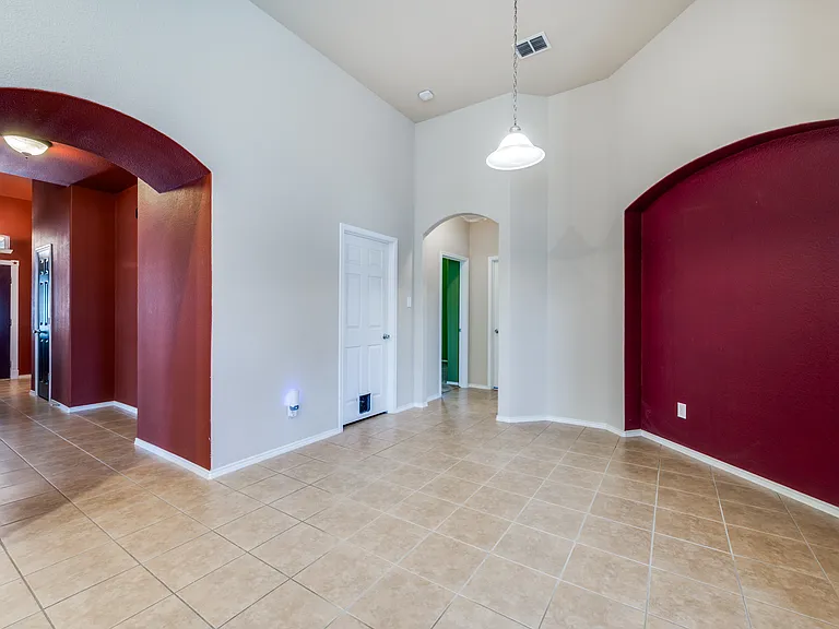 1425 Villa Paloma Blvd — Photo 3
