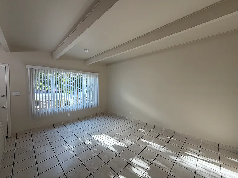Casa de Luna Townhomes — Photo 5