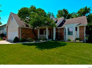 4 Greenhurst Ct, Saint Peters, MO 63376