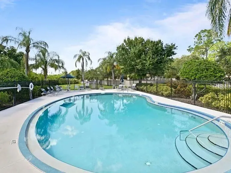6308 Bayside Key Dr — Photo 2