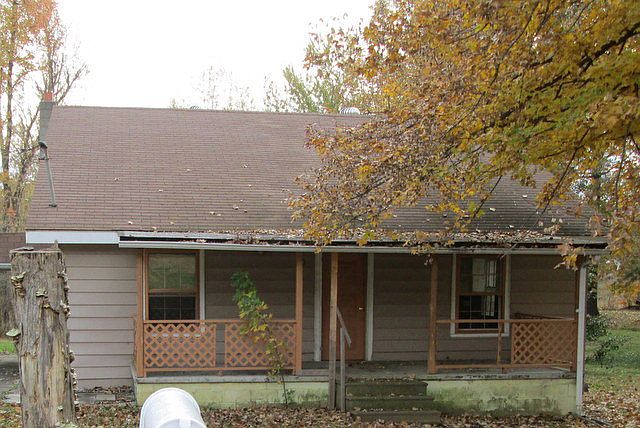1st image of 80 Crowley Ln